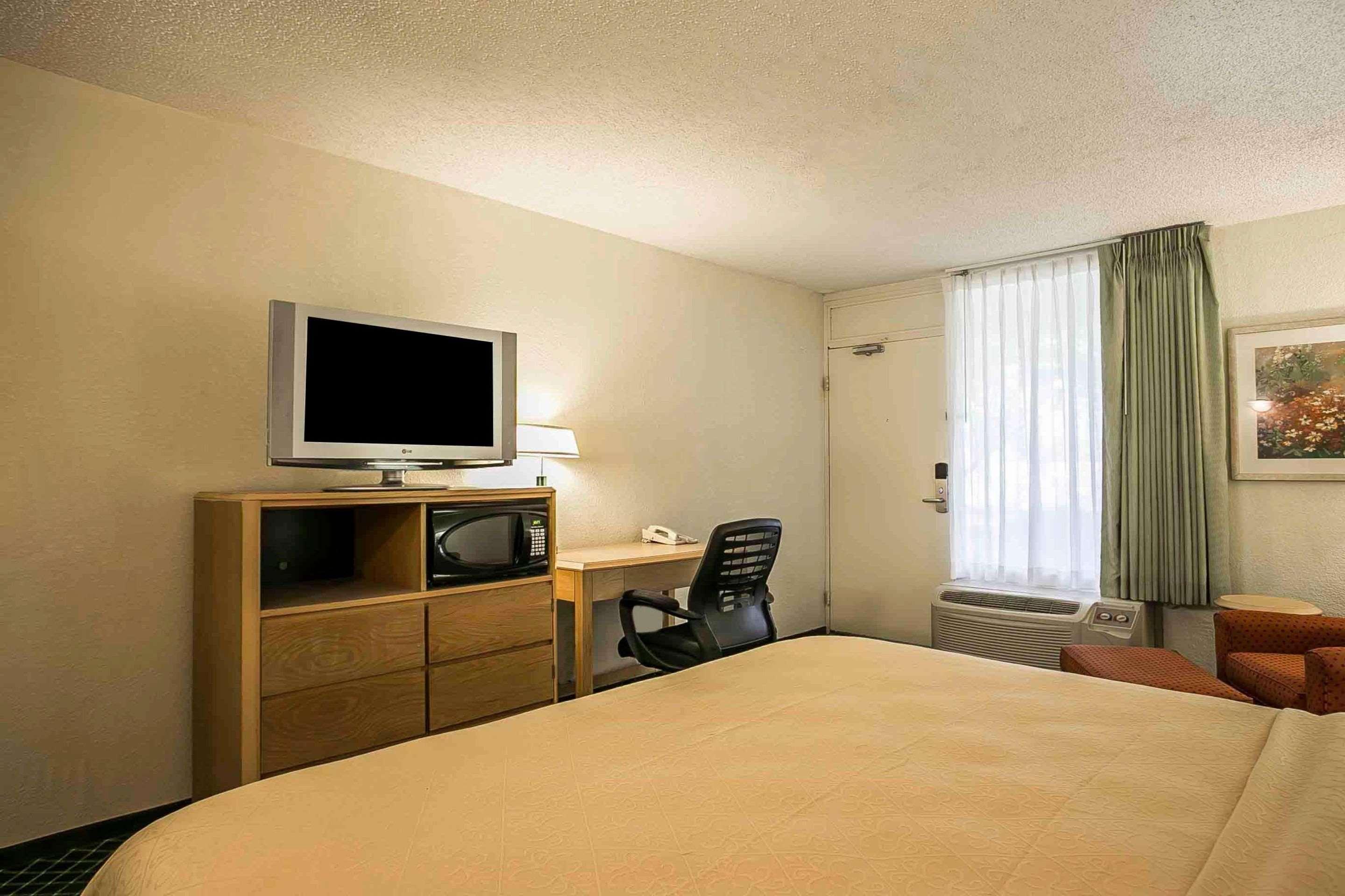 Quality Inn Самтер Экстерьер фото